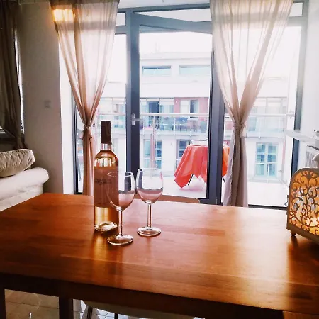 Apartament Bursztynowy *